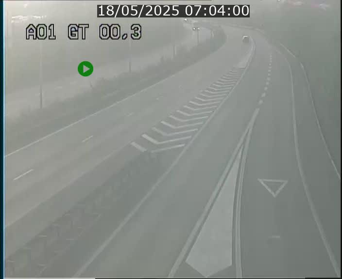<h2>Traffic live webcam Luxembourg Croix de Gasperich - A1 direction Kirchberg - BK 0.3</h2>