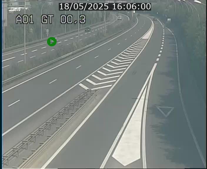 <h2>Traffic live webcam Luxembourg Croix de Gasperich - A1 direction Kirchberg - BK 0.3</h2>