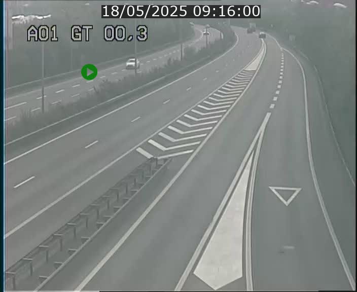 <h2>Traffic live webcam Luxembourg Croix de Gasperich - A1 direction Kirchberg - BK 0.3</h2>