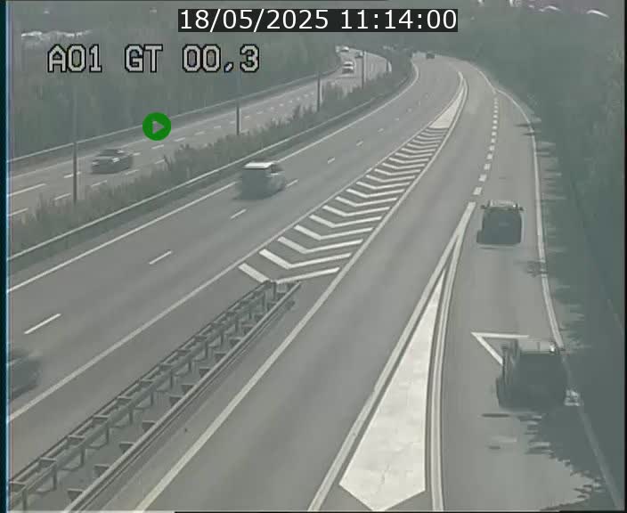 <h2>Traffic live webcam Luxembourg Croix de Gasperich - A1 direction Kirchberg - BK 0.3</h2>