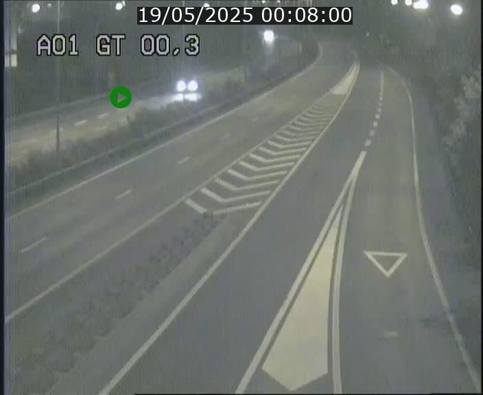 <h2>Traffic live webcam Luxembourg Croix de Gasperich - A1 direction Kirchberg - BK 0.3</h2>