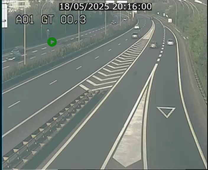 <h2>Traffic live webcam Luxembourg Croix de Gasperich - A1 direction Kirchberg - BK 0.3</h2>