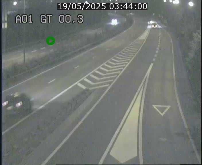<h2>Traffic live webcam Luxembourg Croix de Gasperich - A1 direction Kirchberg - BK 0.3</h2>