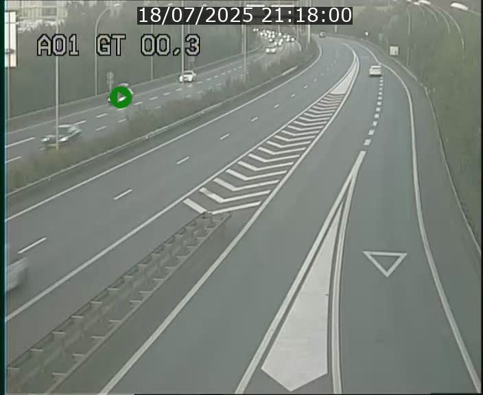 <h2>Traffic live webcam Luxembourg Croix de Gasperich - A1 direction Kirchberg - BK 0.3</h2>