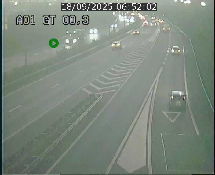 Traffic live webcam Luxembourg Croix de Gasperich - A1 direction Kirchberg - BK 0.3