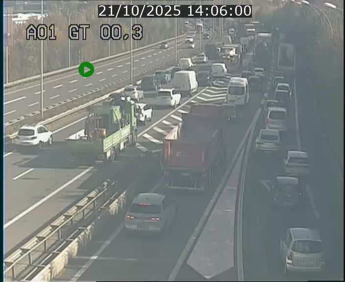 Traffic live webcam Luxembourg Croix de Gasperich - A1 direction Kirchberg - BK 0.3