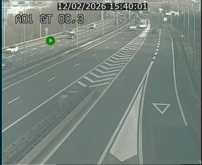 <h2>Traffic live webcam Luxembourg Croix de Gasperich - A1 direction Kirchberg - BK 0.3</h2>