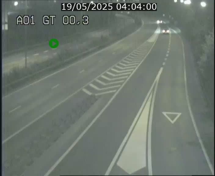 <h2>Traffic live webcam Luxembourg Croix de Gasperich - A1 direction Kirchberg - BK 0.3</h2>