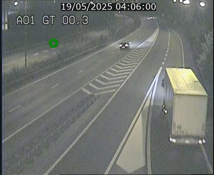 <h2>Traffic live webcam Luxembourg Croix de Gasperich - A1 direction Kirchberg - BK 0.3</h2>