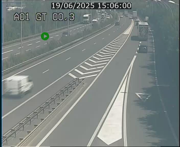 <h2>Traffic live webcam Luxembourg Croix de Gasperich - A1 direction Kirchberg - BK 0.3</h2>