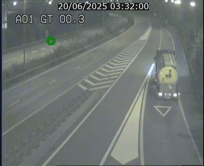 <h2>Traffic live webcam Luxembourg Croix de Gasperich - A1 direction Kirchberg - BK 0.3</h2>