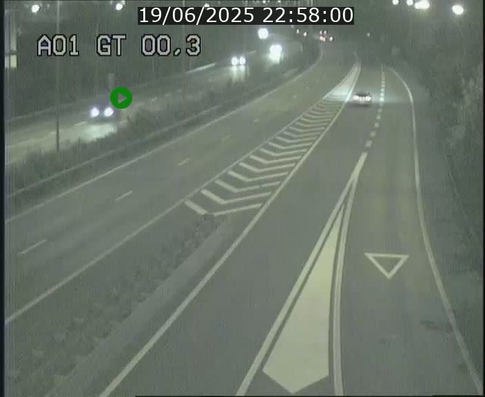 <h2>Traffic live webcam Luxembourg Croix de Gasperich - A1 direction Kirchberg - BK 0.3</h2>