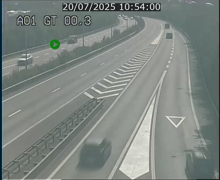 <h2>Traffic live webcam Luxembourg Croix de Gasperich - A1 direction Kirchberg - BK 0.3</h2>