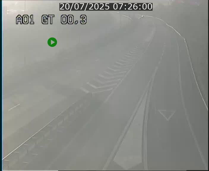 <h2>Traffic live webcam Luxembourg Croix de Gasperich - A1 direction Kirchberg - BK 0.3</h2>