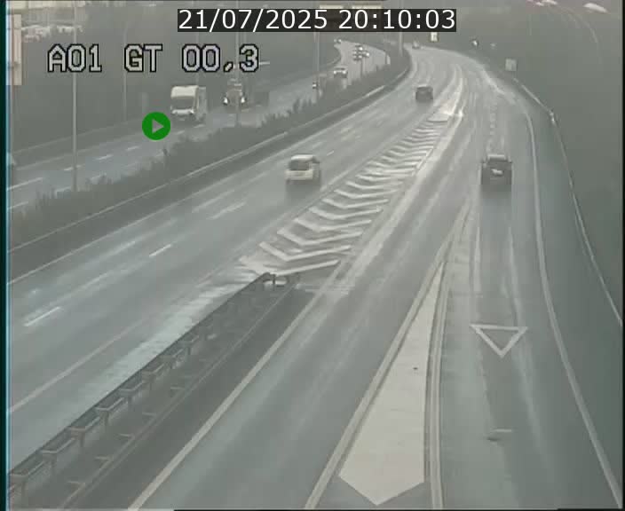 <h2>Traffic live webcam Luxembourg Croix de Gasperich - A1 direction Kirchberg - BK 0.3</h2>