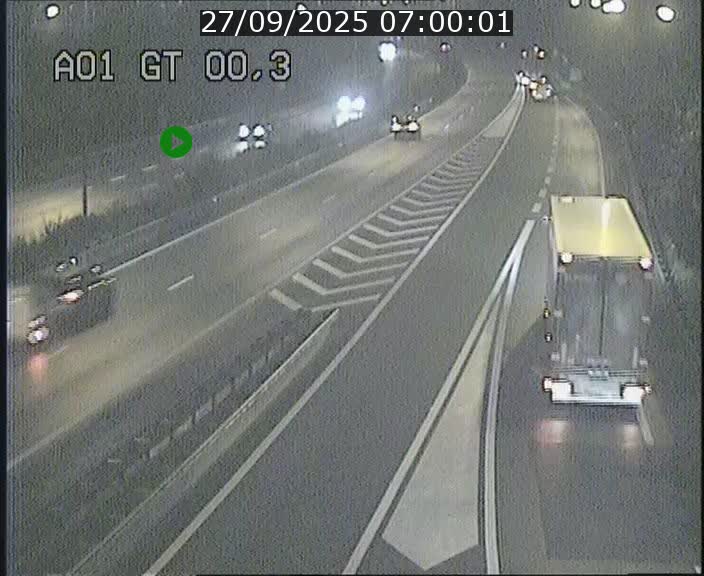 <h2>Traffic live webcam Luxembourg Croix de Gasperich - A1 direction Kirchberg - BK 0.3</h2>
