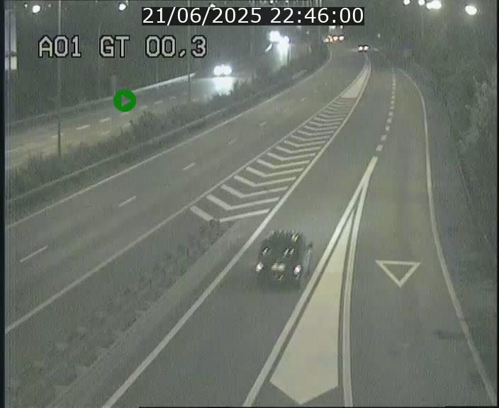 <h2>Traffic live webcam Luxembourg Croix de Gasperich - A1 direction Kirchberg - BK 0.3</h2>