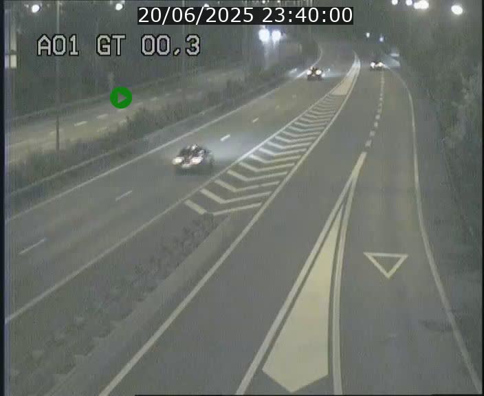 <h2>Traffic live webcam Luxembourg Croix de Gasperich - A1 direction Kirchberg - BK 0.3</h2>