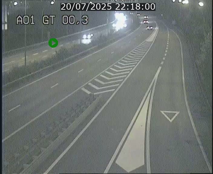 <h2>Traffic live webcam Luxembourg Croix de Gasperich - A1 direction Kirchberg - BK 0.3</h2>