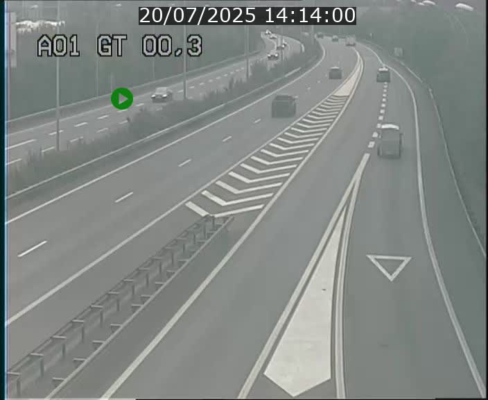<h2>Traffic live webcam Luxembourg Croix de Gasperich - A1 direction Kirchberg - BK 0.3</h2>
