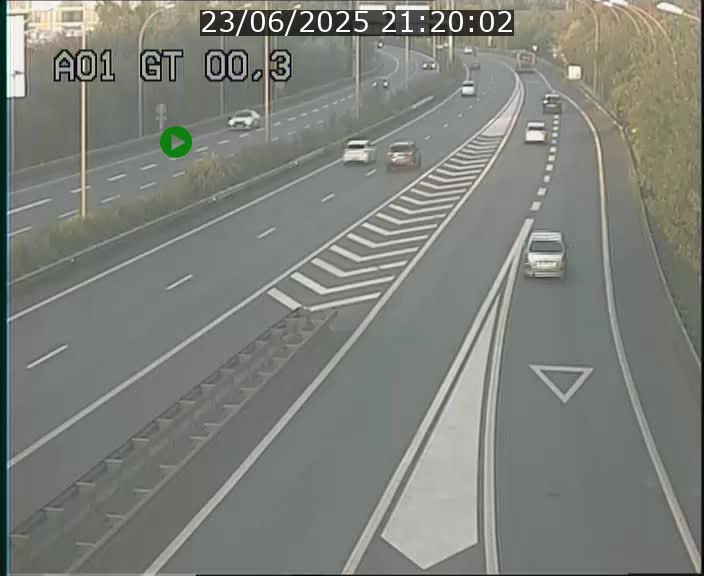 <h2>Traffic live webcam Luxembourg Croix de Gasperich - A1 direction Kirchberg - BK 0.3</h2>