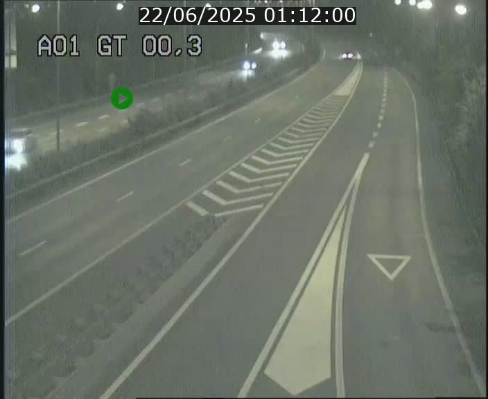 <h2>Traffic live webcam Luxembourg Croix de Gasperich - A1 direction Kirchberg - BK 0.3</h2>