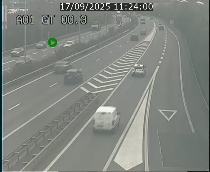 <h2>Traffic live webcam Luxembourg Croix de Gasperich - A1 direction Kirchberg - BK 0.3</h2>