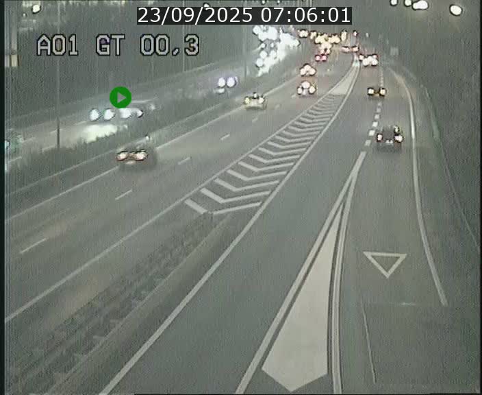 <h2>Traffic live webcam Luxembourg Croix de Gasperich - A1 direction Kirchberg - BK 0.3</h2>