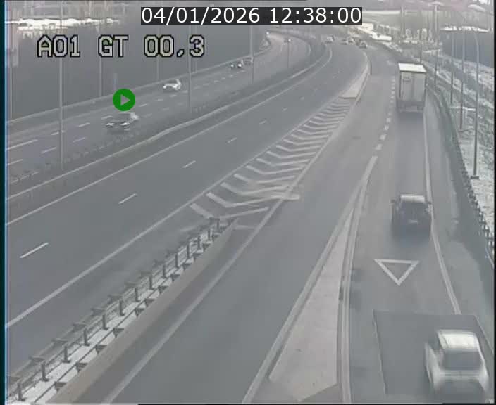 <h2>Traffic live webcam Luxembourg Croix de Gasperich - A1 direction Kirchberg - BK 0.3</h2>
