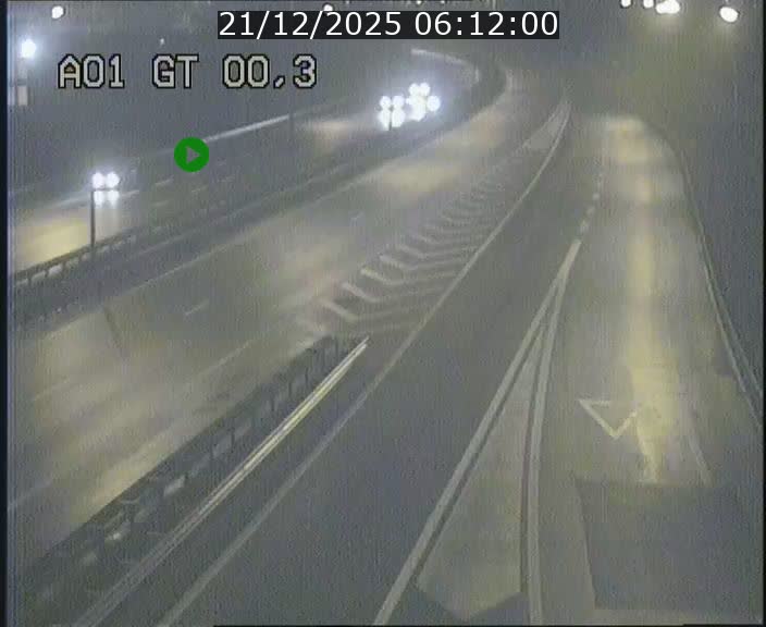 <h2>Traffic live webcam Luxembourg Croix de Gasperich - A1 direction Kirchberg - BK 0.3</h2>