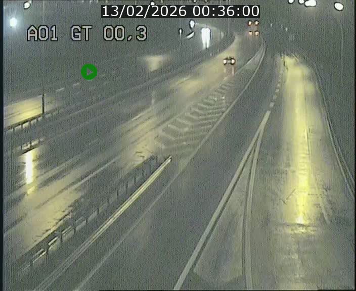 <h2>Traffic live webcam Luxembourg Croix de Gasperich - A1 direction Kirchberg - BK 0.3</h2>