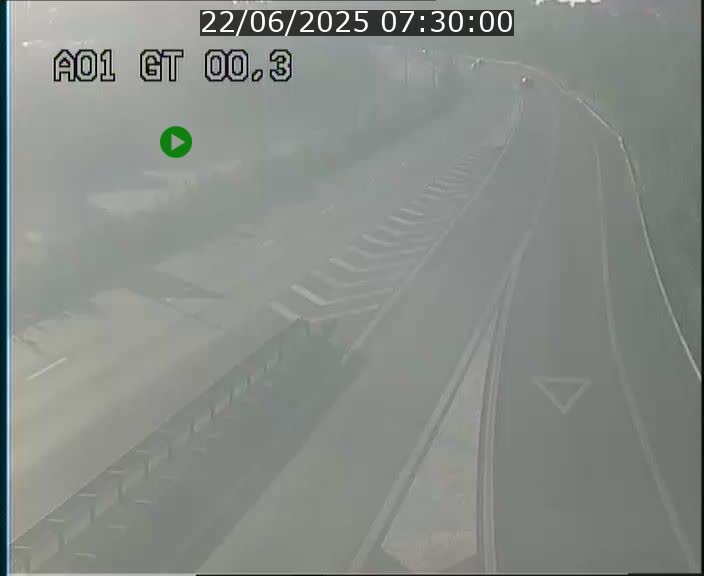 <h2>Traffic live webcam Luxembourg Croix de Gasperich - A1 direction Kirchberg - BK 0.3</h2>