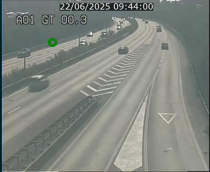 <h2>Traffic live webcam Luxembourg Croix de Gasperich - A1 direction Kirchberg - BK 0.3</h2>