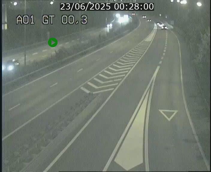 <h2>Traffic live webcam Luxembourg Croix de Gasperich - A1 direction Kirchberg - BK 0.3</h2>