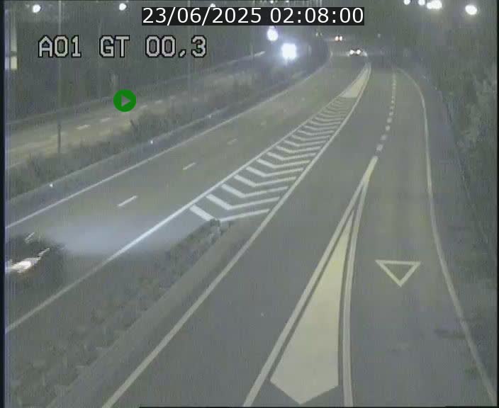 <h2>Traffic live webcam Luxembourg Croix de Gasperich - A1 direction Kirchberg - BK 0.3</h2>