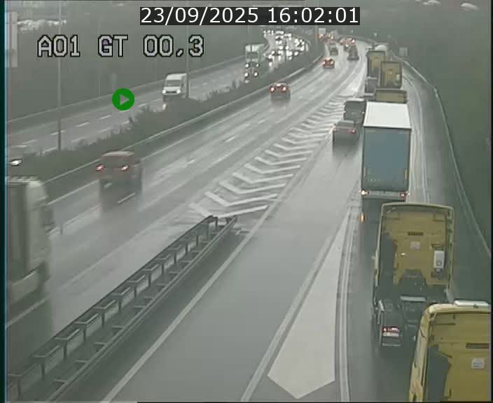 <h2>Traffic live webcam Luxembourg Croix de Gasperich - A1 direction Kirchberg - BK 0.3</h2>