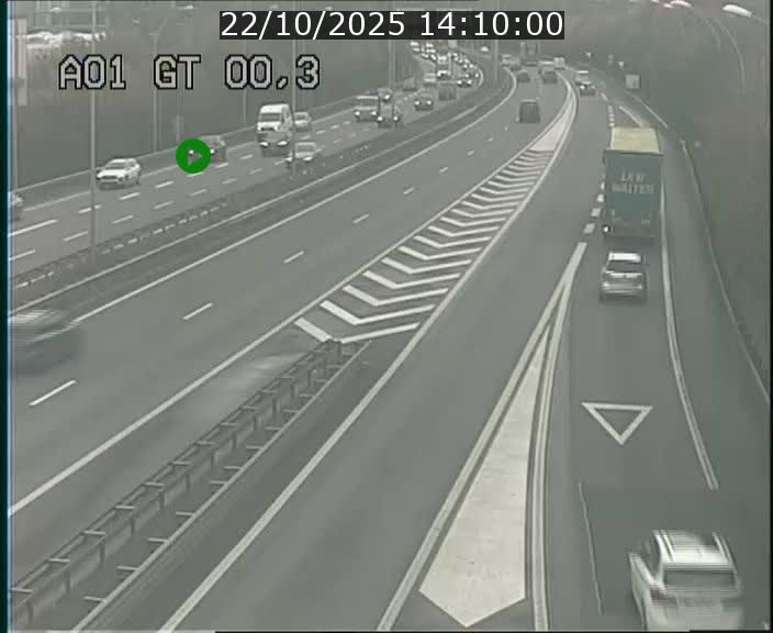 Traffic live webcam Luxembourg Croix de Gasperich - A1 direction Kirchberg - BK 0.3