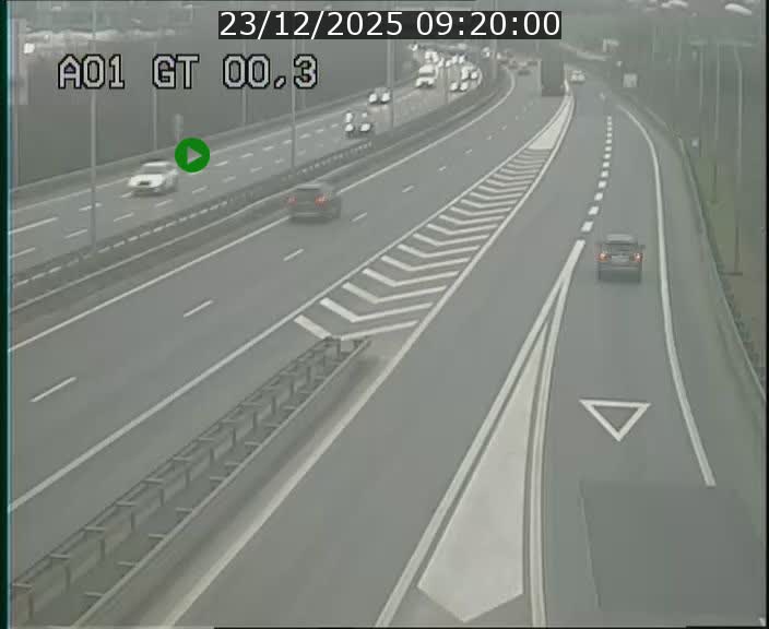 Traffic live webcam Luxembourg Croix de Gasperich - A1 direction Kirchberg - BK 0.3