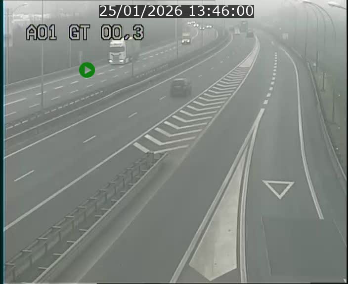 <h2>Traffic live webcam Luxembourg Croix de Gasperich - A1 direction Kirchberg - BK 0.3</h2>