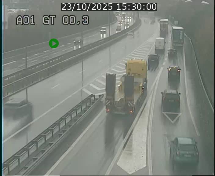 Traffic live webcam Luxembourg Croix de Gasperich - A1 direction Kirchberg - BK 0.3