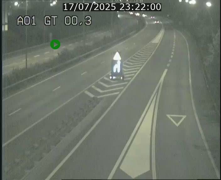 <h2>Traffic live webcam Luxembourg Croix de Gasperich - A1 direction Kirchberg - BK 0.3</h2>