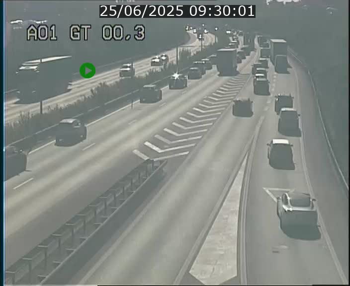 <h2>Traffic live webcam Luxembourg Croix de Gasperich - A1 direction Kirchberg - BK 0.3</h2>