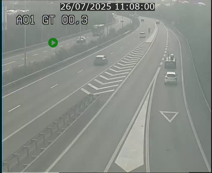 <h2>Traffic live webcam Luxembourg Croix de Gasperich - A1 direction Kirchberg - BK 0.3</h2>