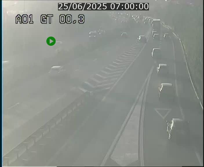 <h2>Traffic live webcam Luxembourg Croix de Gasperich - A1 direction Kirchberg - BK 0.3</h2>