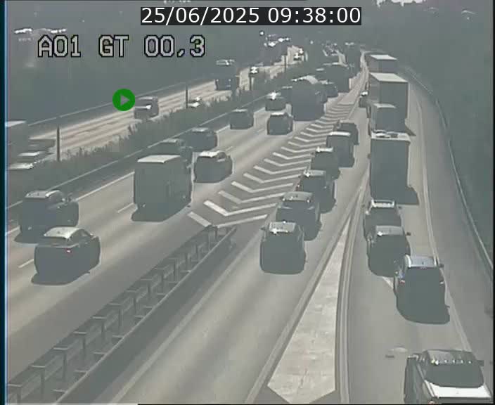 <h2>Traffic live webcam Luxembourg Croix de Gasperich - A1 direction Kirchberg - BK 0.3</h2>