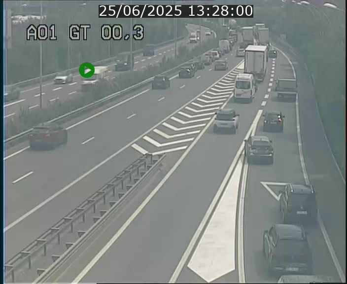 <h2>Traffic live webcam Luxembourg Croix de Gasperich - A1 direction Kirchberg - BK 0.3</h2>
