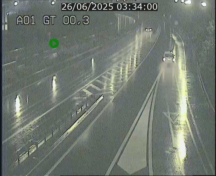 <h2>Traffic live webcam Luxembourg Croix de Gasperich - A1 direction Kirchberg - BK 0.3</h2>