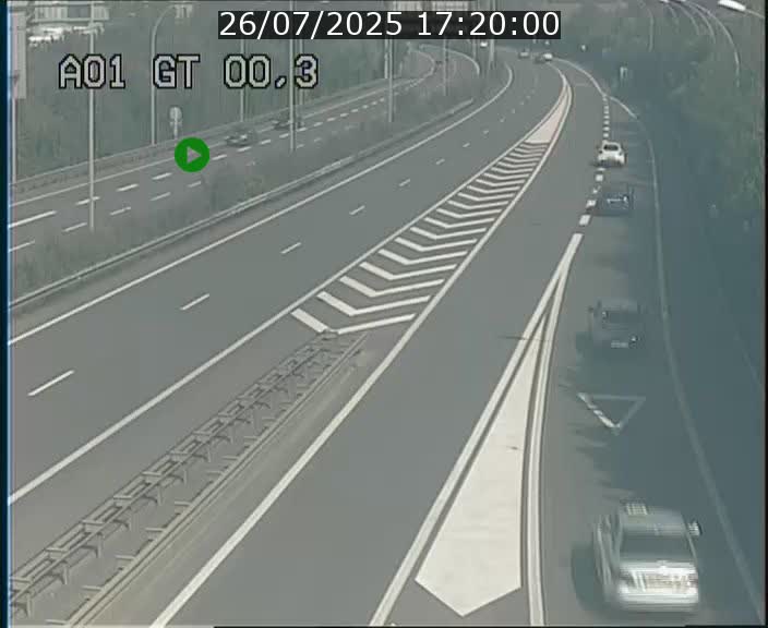 <h2>Traffic live webcam Luxembourg Croix de Gasperich - A1 direction Kirchberg - BK 0.3</h2>