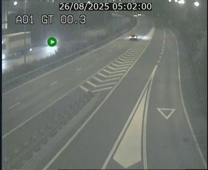 <h2>Traffic live webcam Luxembourg Croix de Gasperich - A1 direction Kirchberg - BK 0.3</h2>