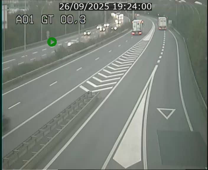 Traffic live webcam Luxembourg Croix de Gasperich - A1 direction Kirchberg - BK 0.3